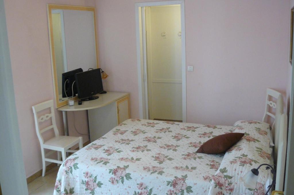 Hotel Vittoriano Turin Room photo